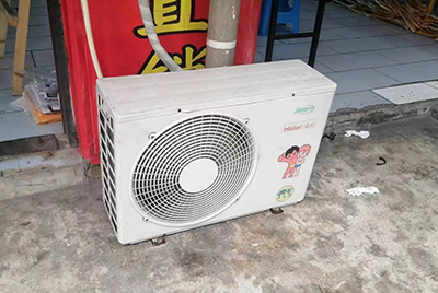 红原空调突然不制冷只吹自然风怎么办？